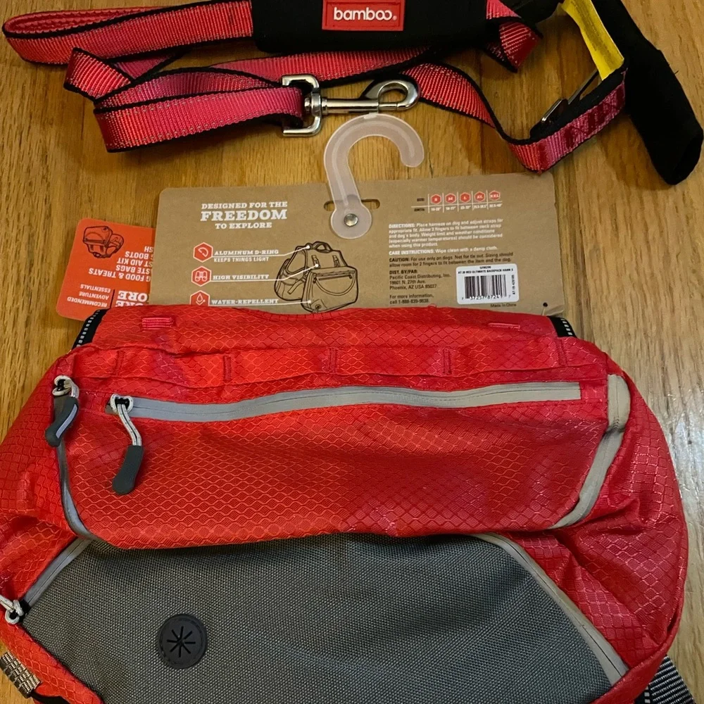 NWT Arcadia Trail Harness sz Small + Bamboo Quick Control Leash w/Seatbelt